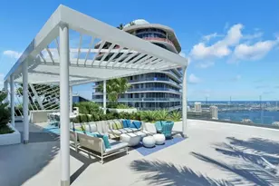 55 SW 9th St, Miami, FL 33130 - Photo 32