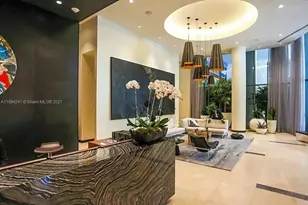 55 SW 9th St, Miami, FL 33130 - Photo 16