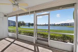 1056 Guildford D, Boca Raton, FL 33434 - Photo 16