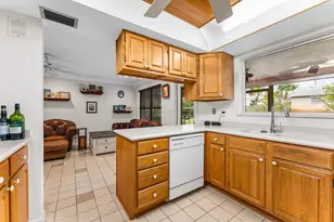 817 Westwind Dr, North Palm Beach, FL 33408 - Photo 24