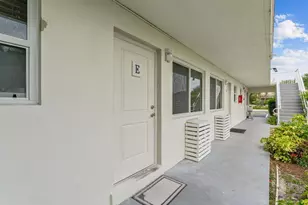 525 S Broadway St, Lantana, FL 33462 - Photo 16