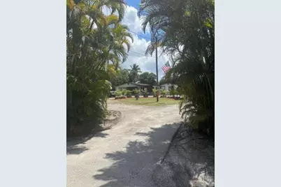 214 Westwood Circle E, West Palm Beach, FL 33411 - Photo 28