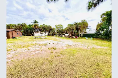 214 Westwood Circle E, West Palm Beach, FL 33411 - Photo 36