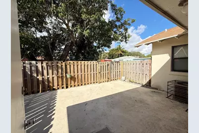 5607 N Flagler Drive, West Palm Beach, FL 33407 - Photo 14