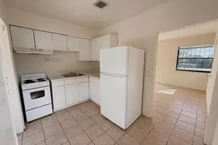 5607 N Flagler Dr, West Palm Beach, FL 33407 - Photo 2