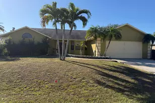 222 SW Fairchild Ave, Port Saint Lucie, FL 34984 - Photo 2