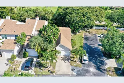 6660 Canary Palm Circle, Boca Raton, FL 33433 - Photo 2