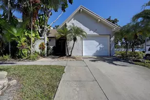 6660 Canary Palm Cir, Boca Raton, FL 33433 - Photo 4
