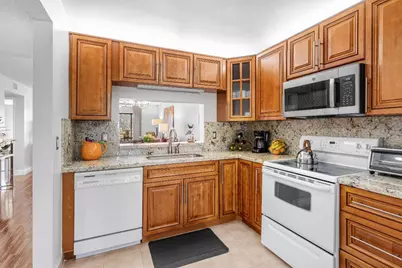 7270 Ashford Place #107, Delray Beach, FL 33446 - Photo 6