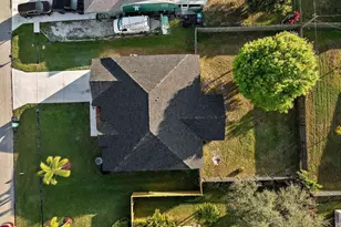 1382 SE Concha St, Port Saint Lucie, FL 34983 - Photo 2