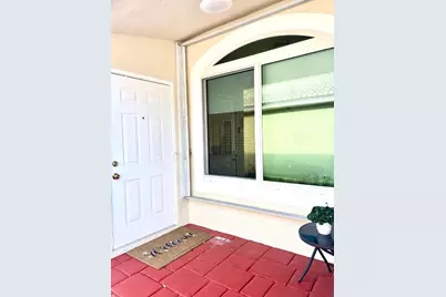 104 Rosewood Lane, Lake Worth, FL 33463 - Photo 2