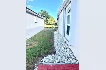 104 Rosewood Lane, Lake Worth, FL 33463 - Photo 60