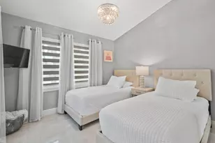 7101 W Lake Dr, Lake Clarke Shores, FL 33406 - Photo 22