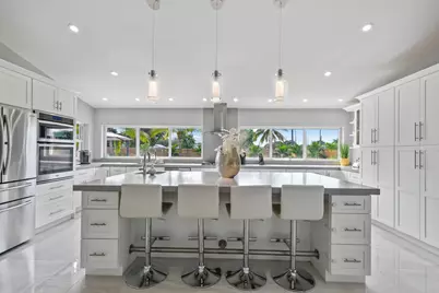 7101 W Lake Drive, Lake Clarke Shores, FL 33406 - Photo 10