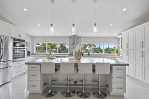 7101 W Lake Dr, Lake Clarke Shores, FL 33406 - Photo 10