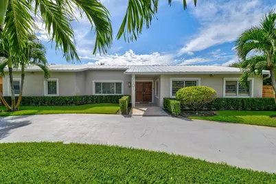 7101 W Lake Drive, Lake Clarke Shores, FL 33406 - Photo 2