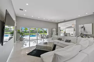 7101 W Lake Dr, Lake Clarke Shores, FL 33406 - Photo 4