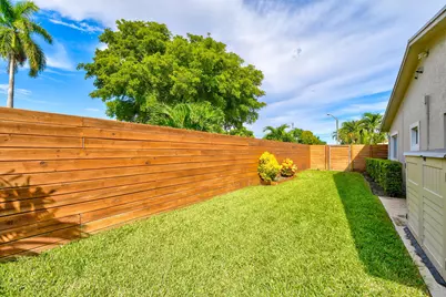 7101 W Lake Drive, Lake Clarke Shores, FL 33406 - Photo 48