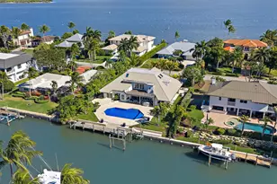 19 Island Rd, Sewalls Point, FL 34996 - Photo 18