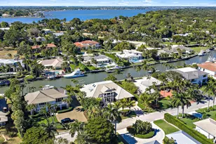 19 Island Rd, Sewalls Point, FL 34996 - Photo 50