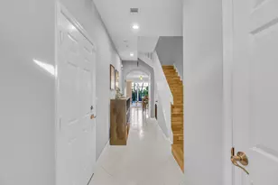 1998 NE 7th St, Deerfield Beach, FL 33441 - Photo 8