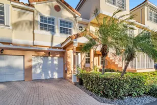 1998 NE 7th St, Deerfield Beach, FL 33441 - Photo 4