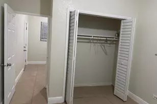 225 NW 125th St, North Miami, FL 33168 - Photo 4