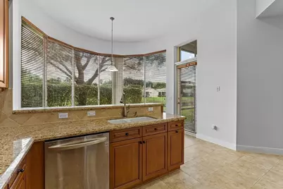 9724 Via Grandezza W, Wellington, FL 33411 - Photo 24