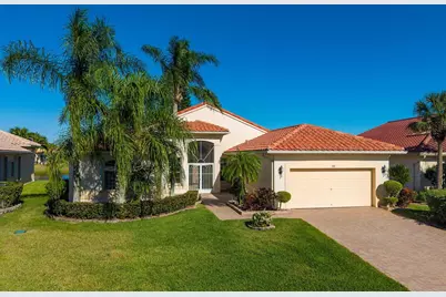 486 NW Blue Lake Drive, Port Saint Lucie, FL 34986 - Photo 2