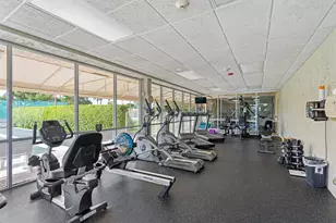 256 Lake Meryl Dr, West Palm Beach, FL 33411 - Photo 20