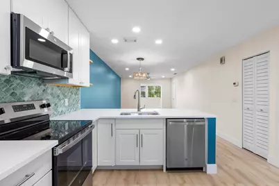 256 Lake Meryl Drive, West Palm Beach, FL 33411 - Photo 6