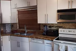 12633 NW 13th Ct, Sunrise, FL 33323 - Photo 4