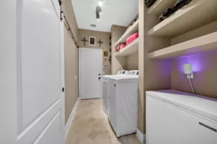 1686 SW Harbour Isles Cir, Port Saint Lucie, FL 34986 - Photo 12