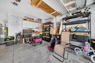 1686 SW Harbour Isles Cir, Port Saint Lucie, FL 34986 - Photo 18