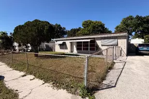 431 Pensacola Dr, Lantana, FL 33462 - Photo 2