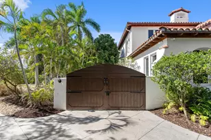 901 NW 4th Ct, Boca Raton, FL 33432 - Photo 6