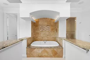 901 NW 4th Ct, Boca Raton, FL 33432 - Photo 24