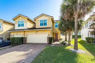 4330 Lago Dr, Deerfield Beach, FL 33064 - Photo 2