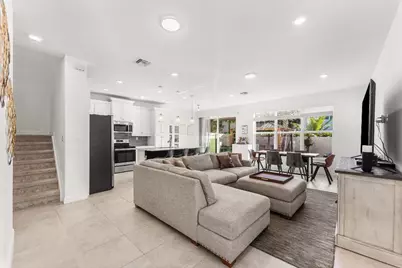 4330 Lago Drive, Deerfield Beach, FL 33064 - Photo 6