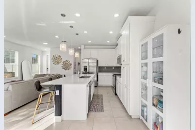 4330 Lago Drive, Deerfield Beach, FL 33064 - Photo 14