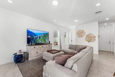 4330 Lago Drive, Deerfield Beach, FL 33064 - Photo 8