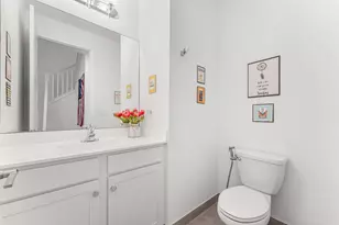 4330 Lago Dr, Pompano Beach, FL 33064 - Photo 20