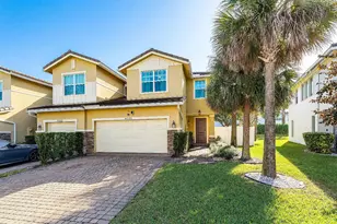 4330 Lago Dr, Pompano Beach, FL 33064 - Photo 2