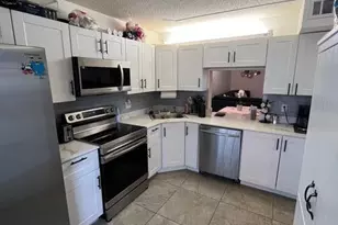 3701 Savoy Ln, West Palm Beach, FL 33417 - Photo 10