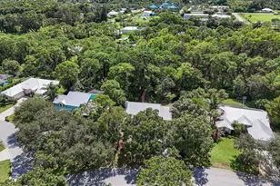 556 SE Meadow Wood Way, Stuart, FL 34997 - Photo 34