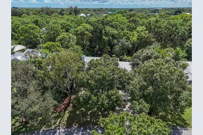 556 SE Meadow Wood Way, Stuart, FL 34997 - Photo 32