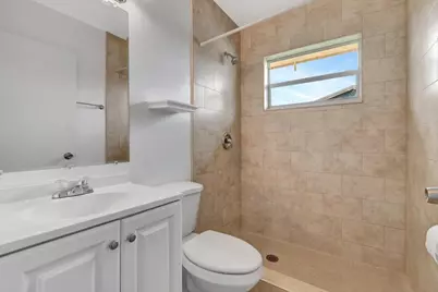 1016 W Lakewood Road, West Palm Beach, FL 33405 - Photo 30