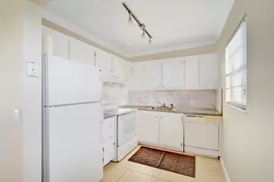 294 Mansfield G, Boca Raton, FL 33434 - Photo 1