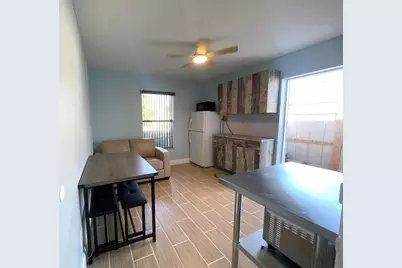 5753 SE Mercedes Avenue, Stuart, FL 34997 - Photo 10