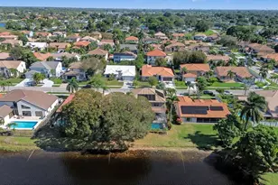 8905 Spring Valley Dr, Boynton Beach, FL 33472 - Photo 38